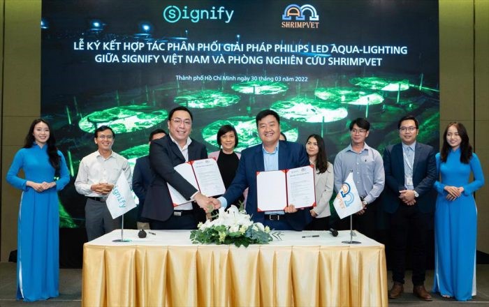 thoa-thuan-hop-tac-phan-phoi-giai-phap-chieu-sang-e1649227375959